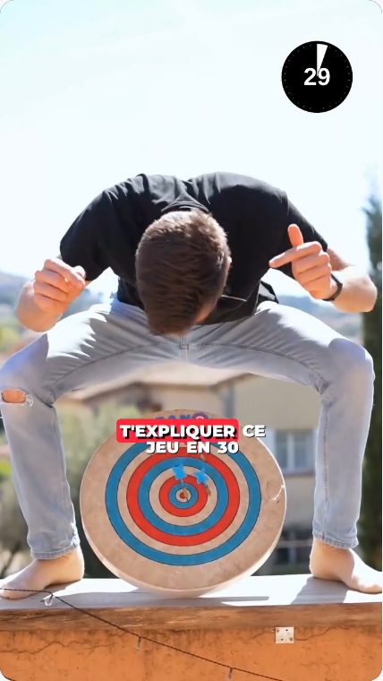 Vidéo UGC de Adrian : Un jeu de cible expliqué en trente secondes, Démonstration d’un jeu en extérieur