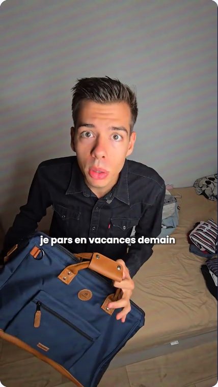 Vidéo UGC de Adrian : Préparer son sac pour partir en vacances, Présentation du sac à dos face caméra