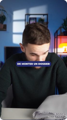 Vidéo UGC de Hugo : Monter un dossier sans se perdre dans les papiers, Mise en scène au bureau avec documents et sous-titres